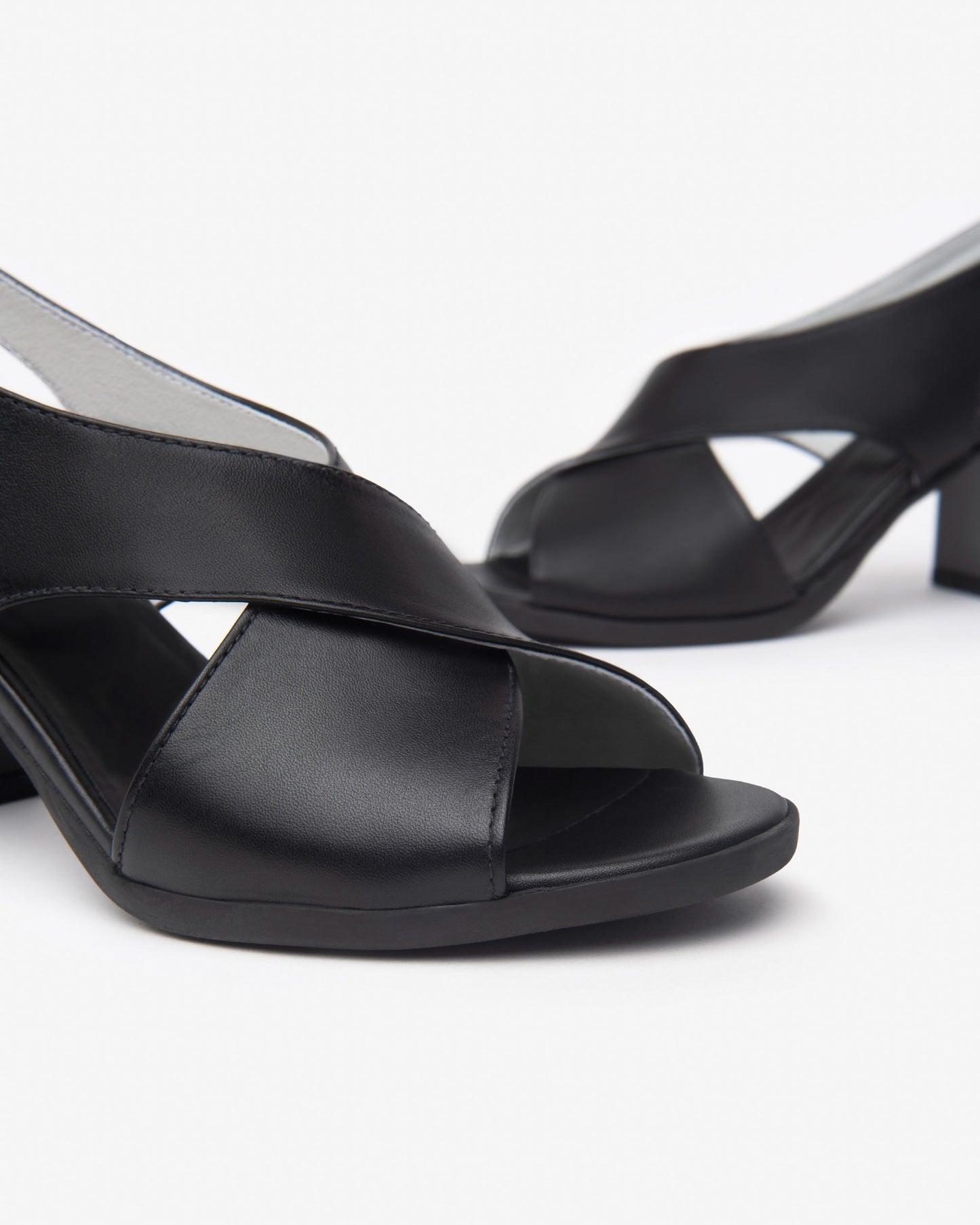 NeroGiardini E513452D/100 TAMIGI NERO