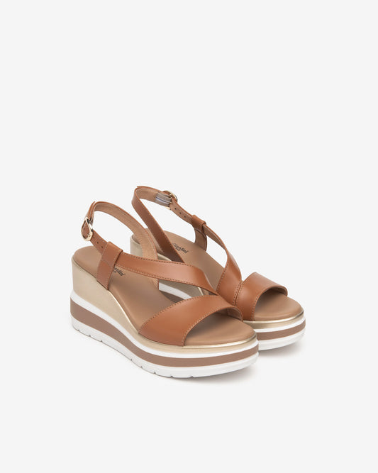 NeroGiardini E513520D/329 ARMENIA COGNAC