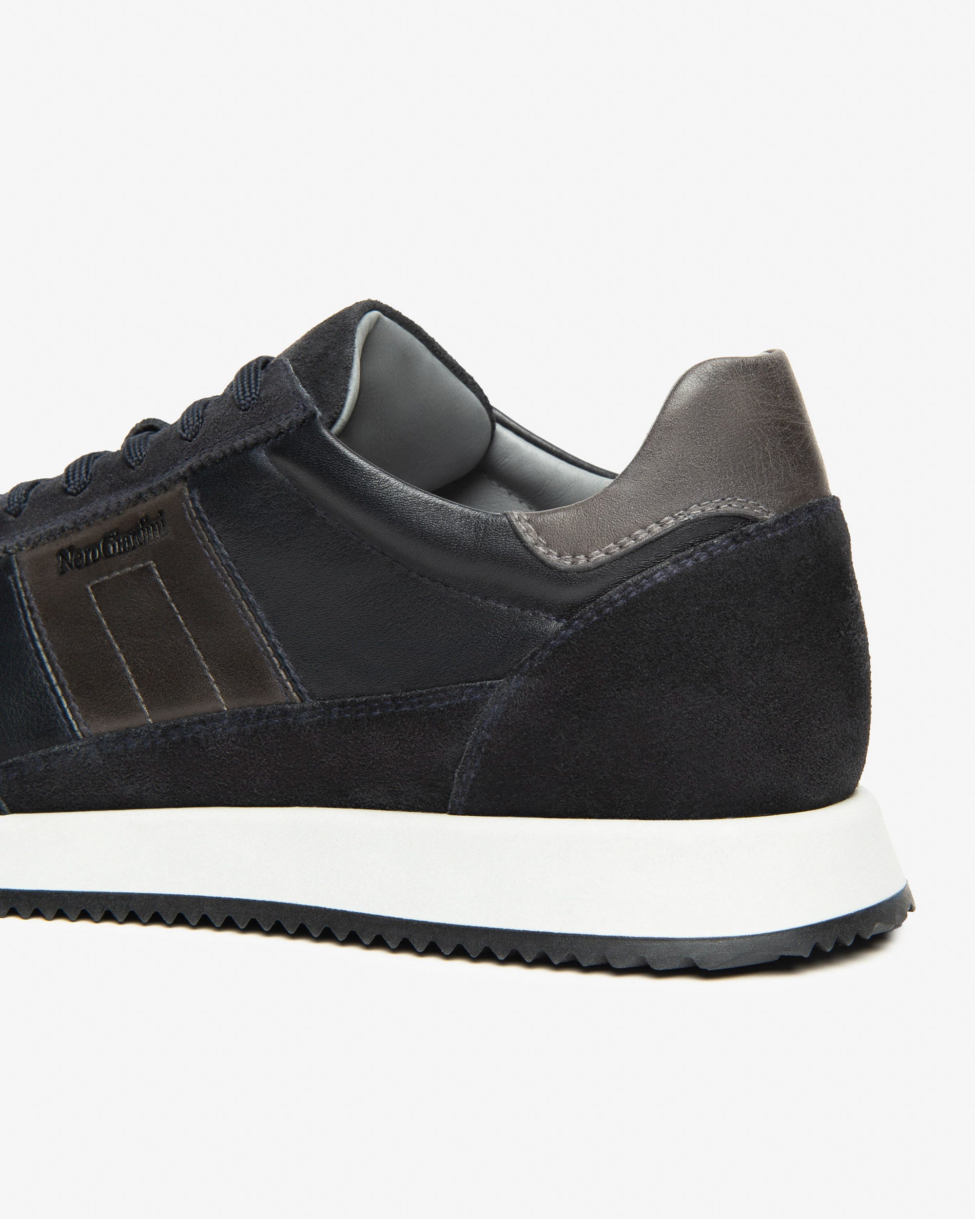 NeroGiardini I500901U