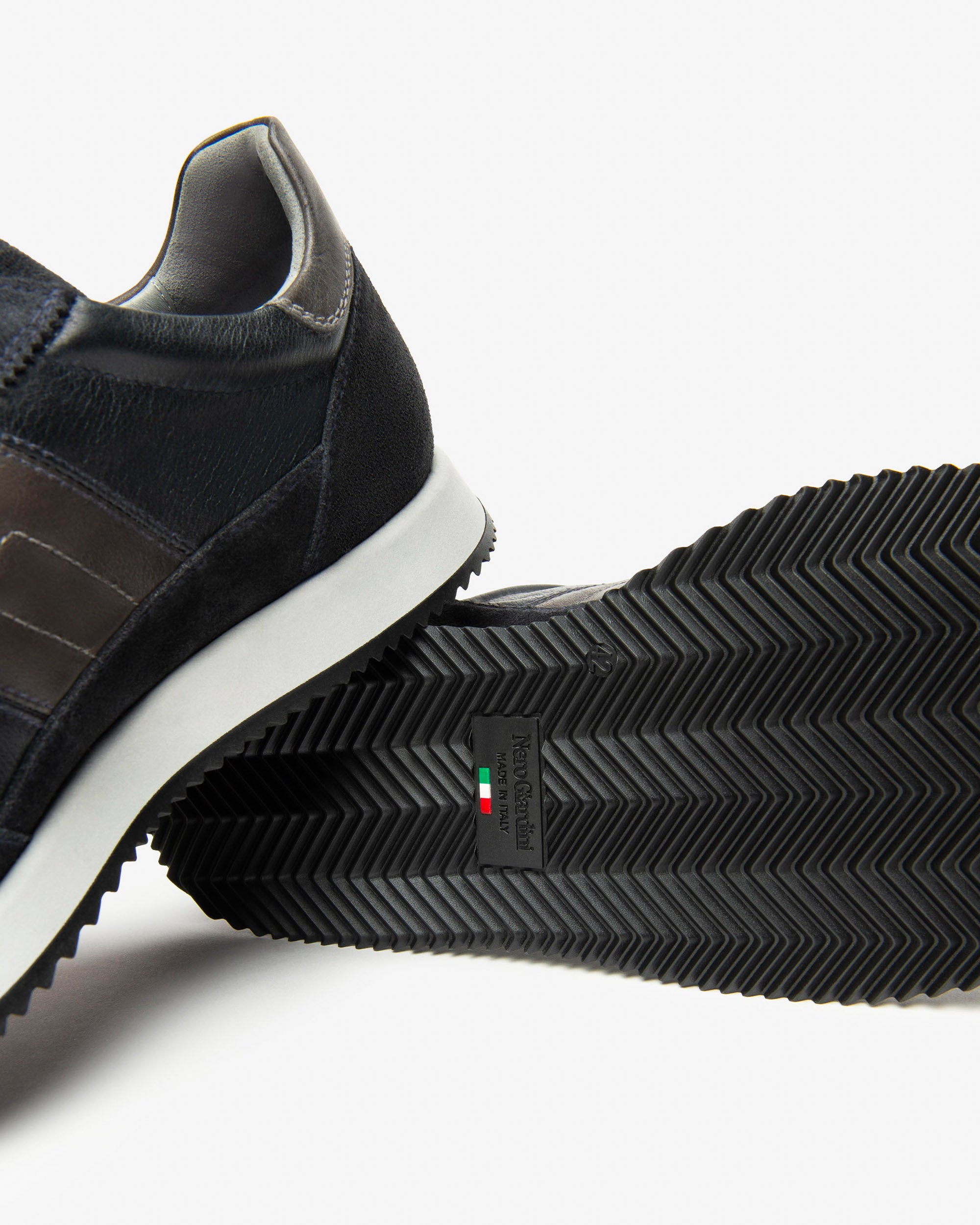 NeroGiardini I500901U