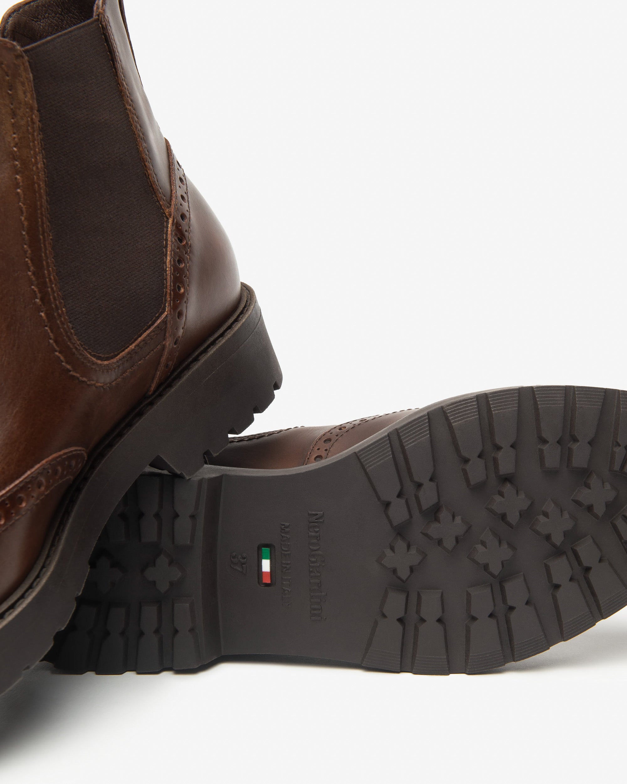 NeroGiardini I513990D/412 DELAVATO BEIGE