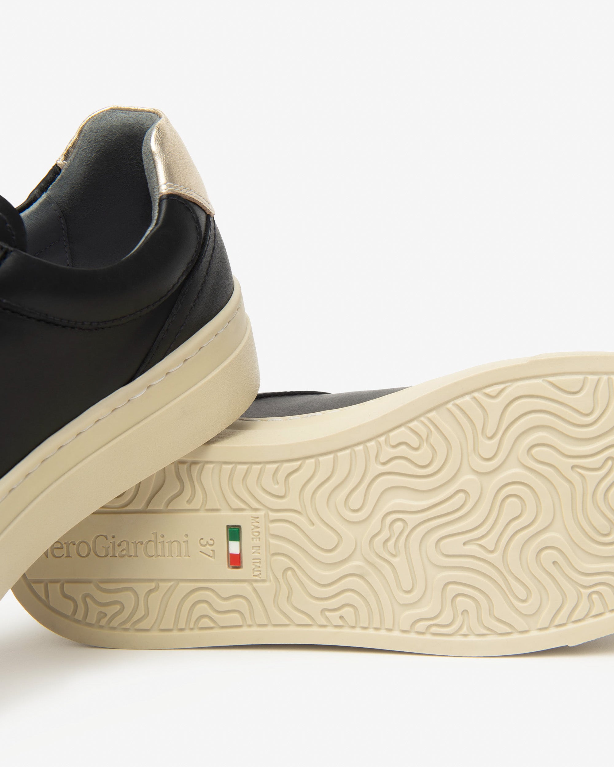 NeroGiardini I514190D/100 GUANTO NERO