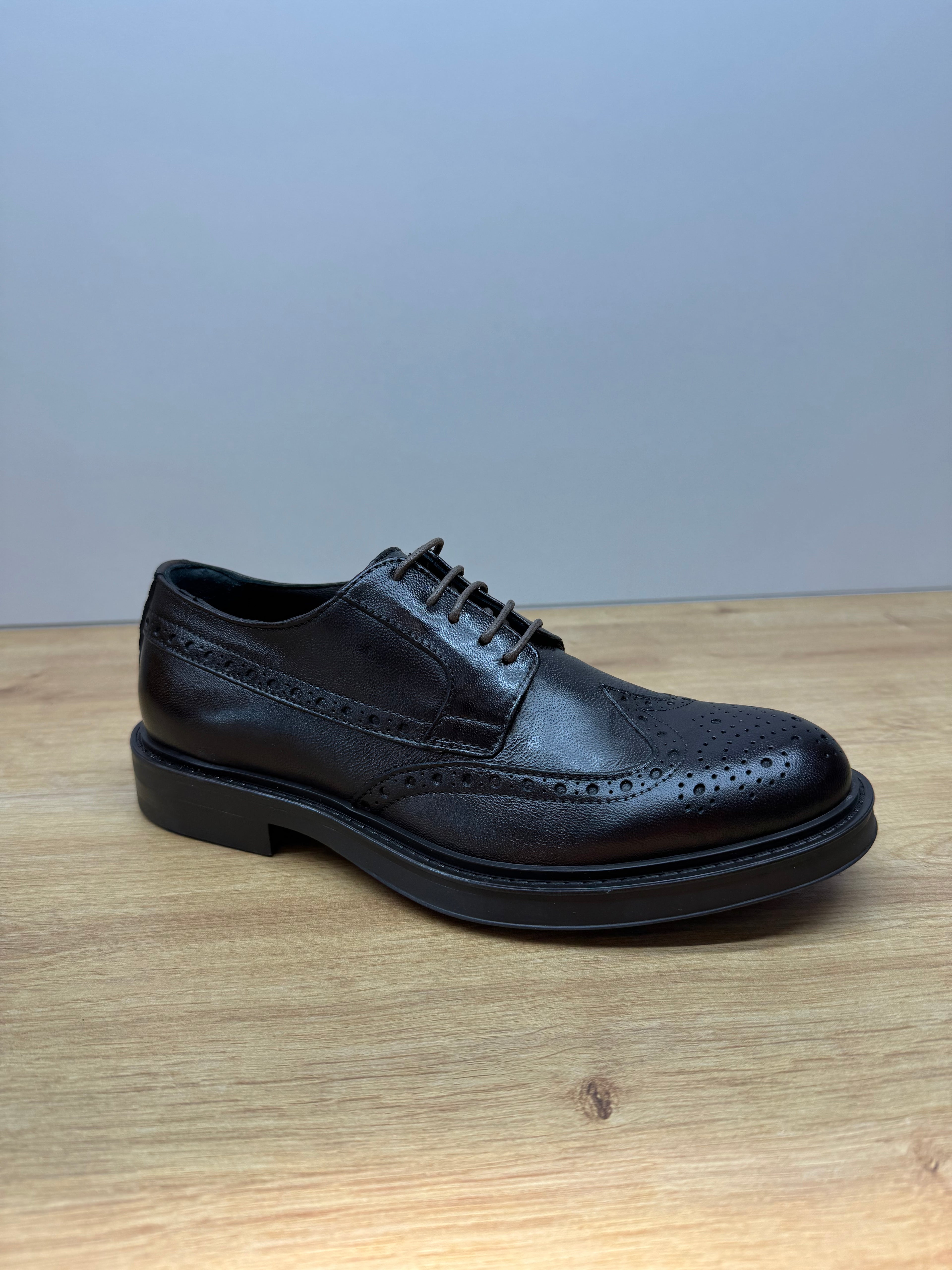 Kammi  2090 Dix T. Moro