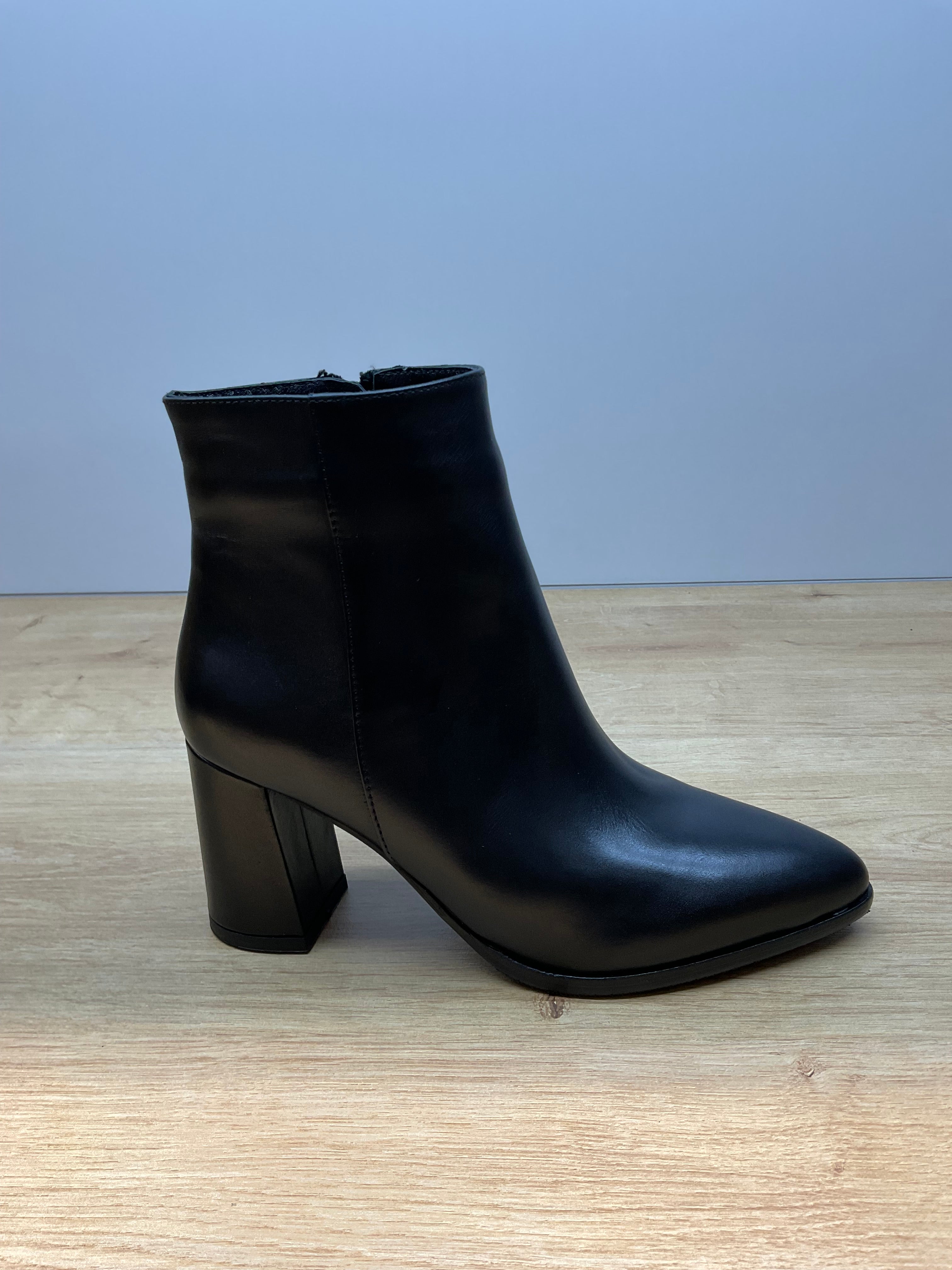 Kammi CT607-1 Vitello Nero