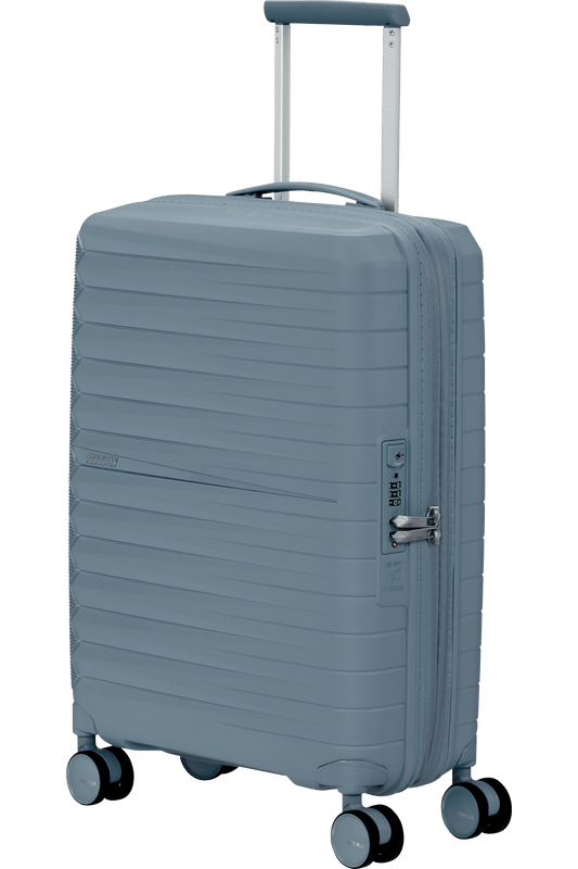 American Tourister - FASTFORWARD